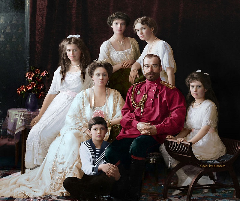 25 фото оживших вновь, отображающих жизнь России с 1900 по 1965 год.