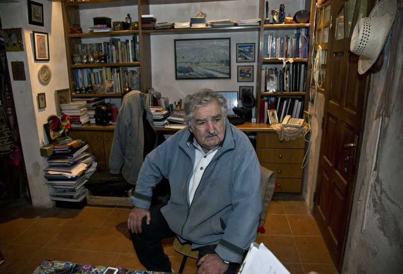 Хосе Альберто Мухика Кордано, он был президентом Уругвая с 2010 по 2015 годы