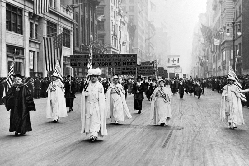 Как выглядели женские акции протеста в США 100 лет назад...и совсем недавно