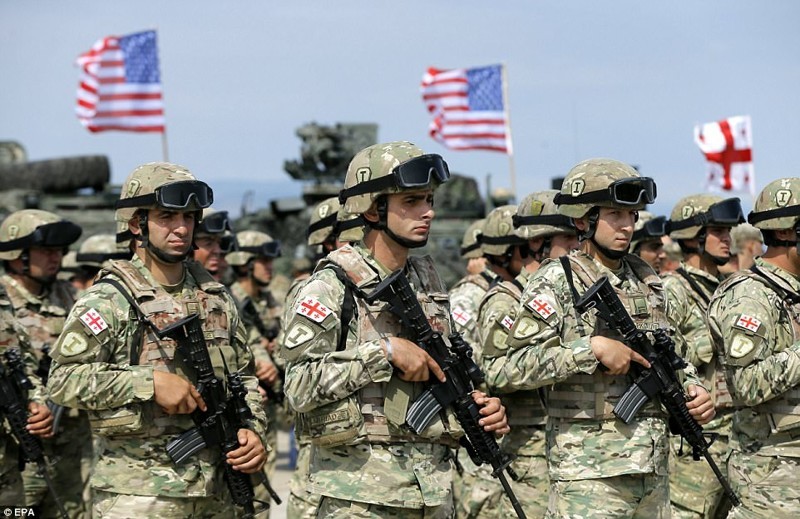 Россия, Китай и США демонстрируют военную мощь: кто круче?