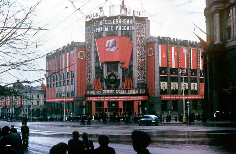 В архиве "американского шпиона" Мартина Манхоффа нашли уникальные кадры из СССР