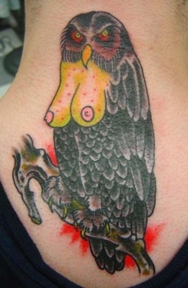 Нелепые татуировки, как отличительный признак?