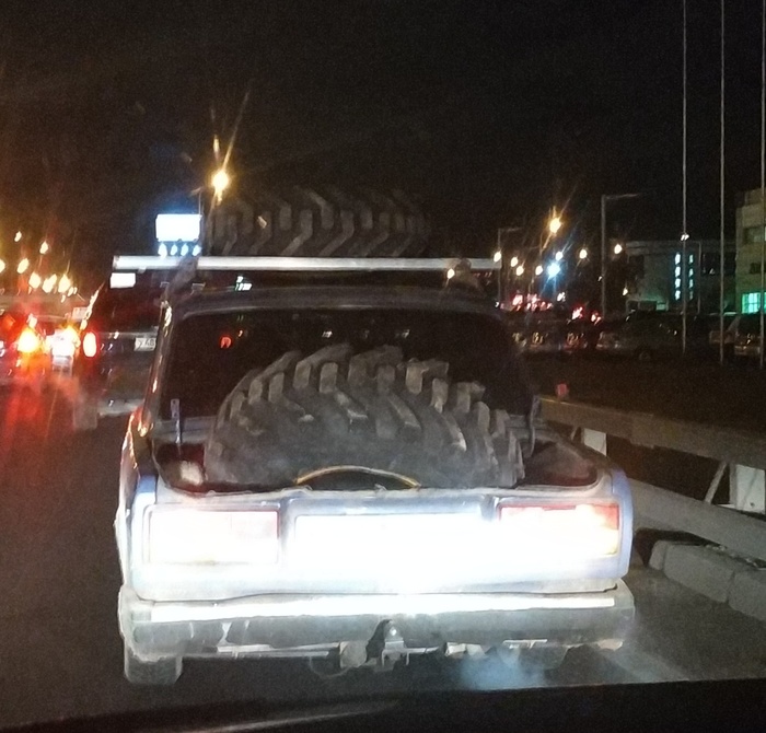 В нашу тачку колесо всегда влезет