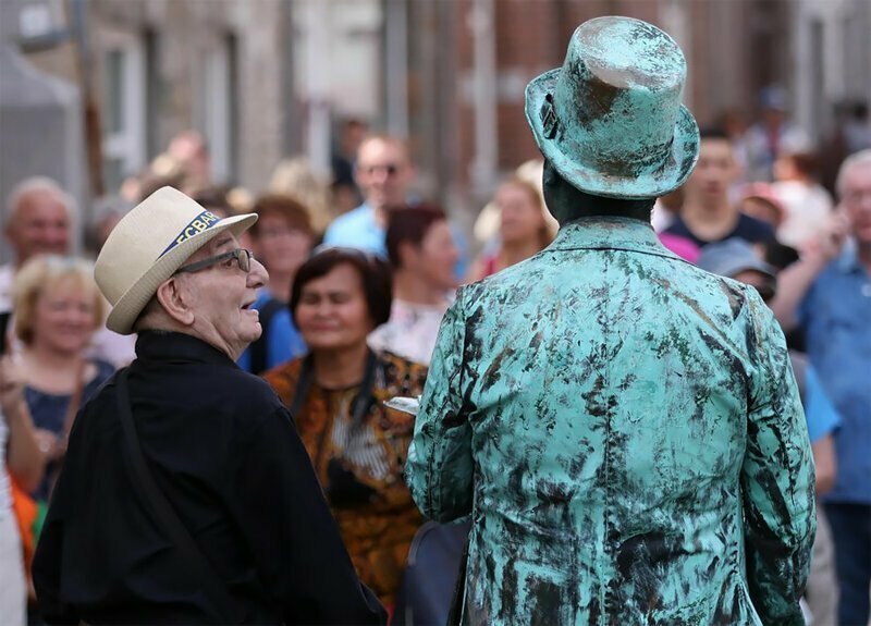 В Бельгии прошел захватывающий "Парад живых статуй"