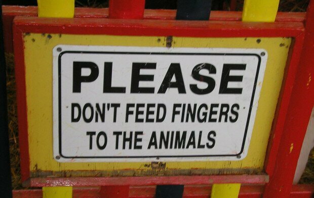 Осторожно, вы в зоопарке!
