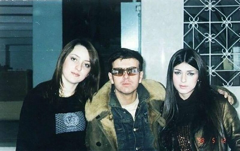 Андрей Губин и его подруги, 1998 год