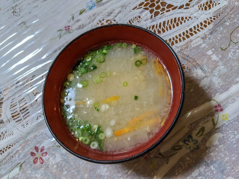 Кормежка в скромной японской закусочной: личный опыт