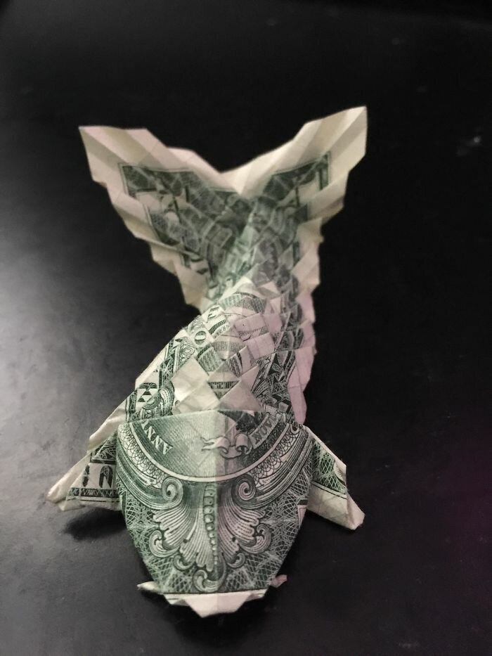 Некоторые решили освоить искусство оригами