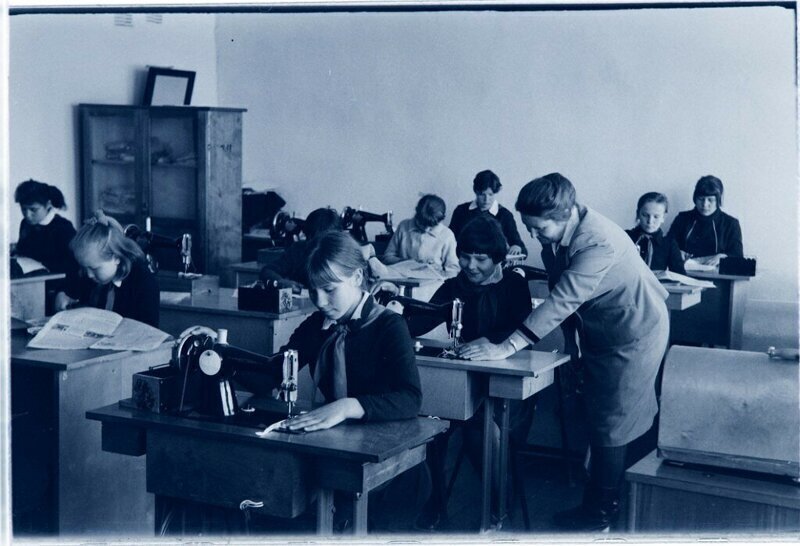 Как у школьников эпохи СССР проходили уроки труда