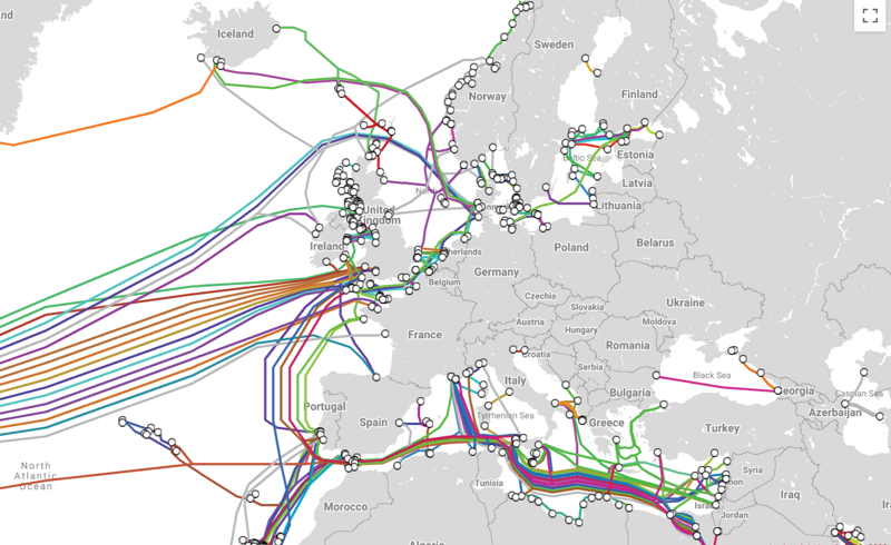 Карта проложенных под водой интернет-кабелей