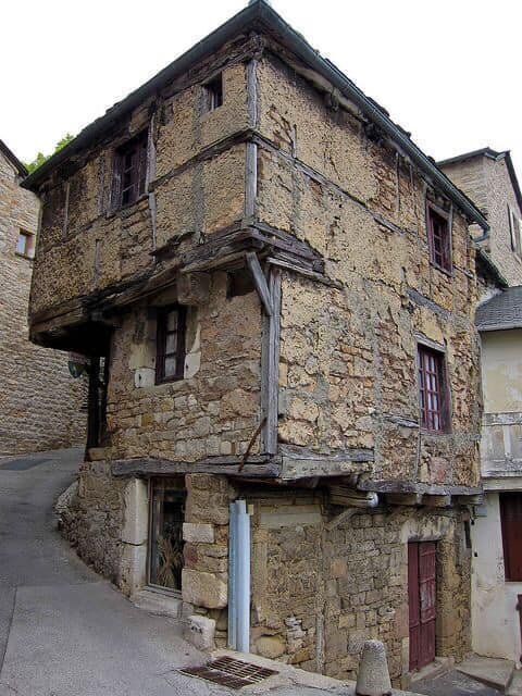 Дом, построенный в XIII веке, Аверон, Франция.