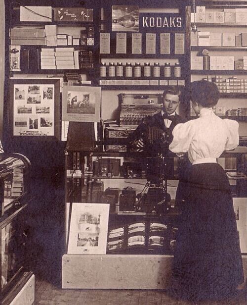 Магазин фототоваров "Кодак", 1900 г.