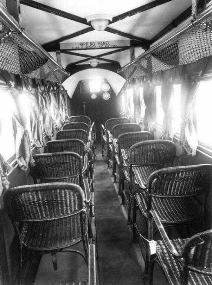 Салон самолета в 1930 году
