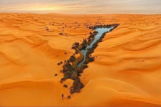 Убари - прекрасный оазис в центре пустыни, Ливия