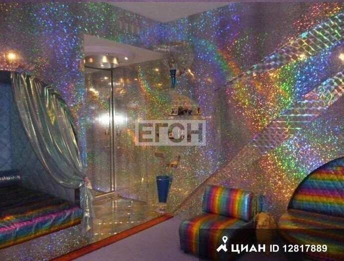 Квартира в стиле "дорохо-бохато" за 27 млн рублей в Москве. И ведь кто-то купит!