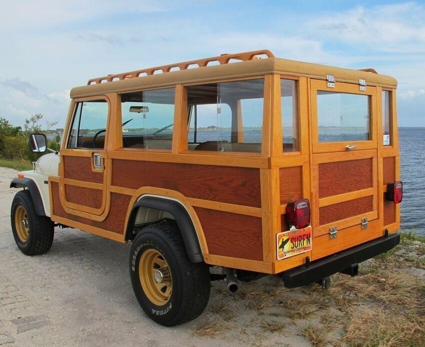 Woody Jeep, 1982