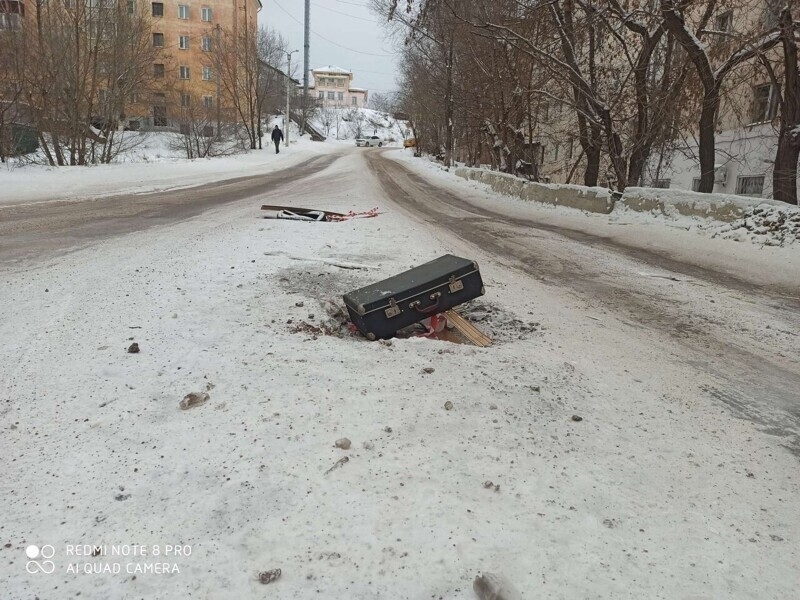 Вы просто ничего не понимаете, так должно быть