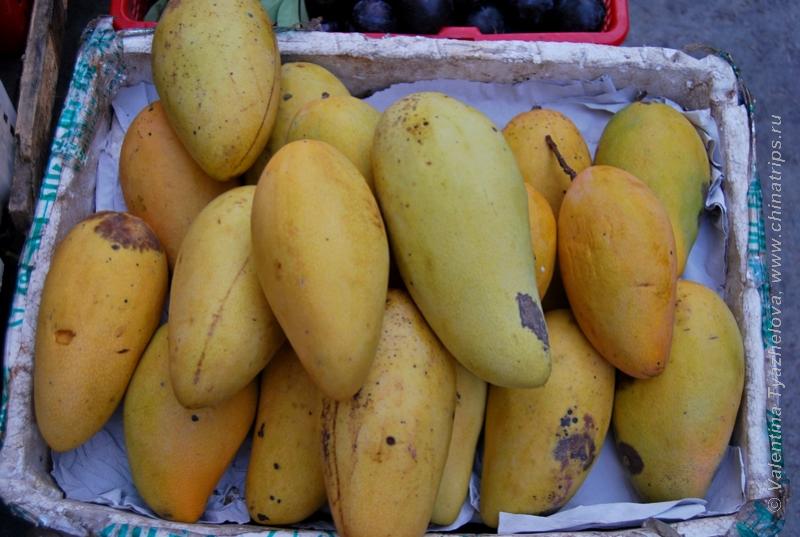 Песнь о манго: какие экзотические формы принял культ личности в КНР