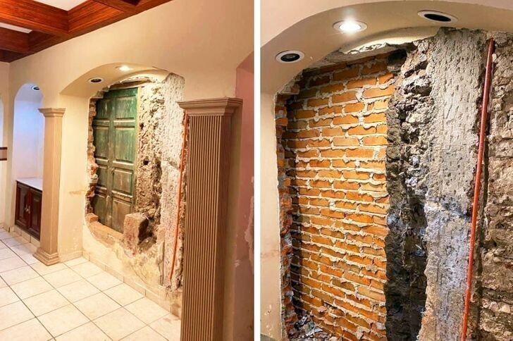 "Это дом наших друзей из Мексики. Они решили сделать ремонт, и разбивая стену, обнаружили дверь. За дверью - кирпичи. Пока что они боятся разбивать дальше"