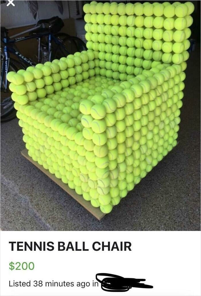 1. Кресло из теннисных мячей, 200 долларов
