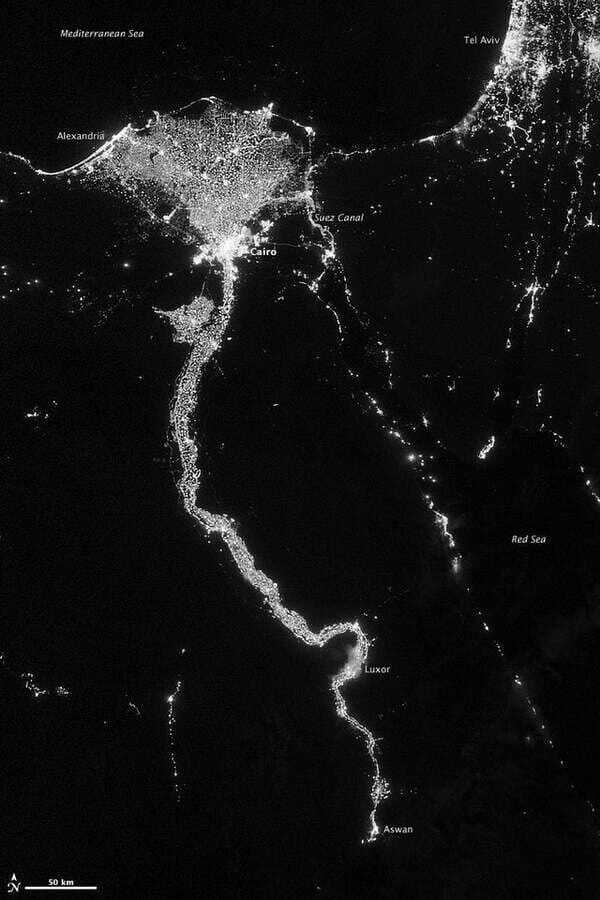 1. Население Египта сосредоточено вокруг реки Нил
