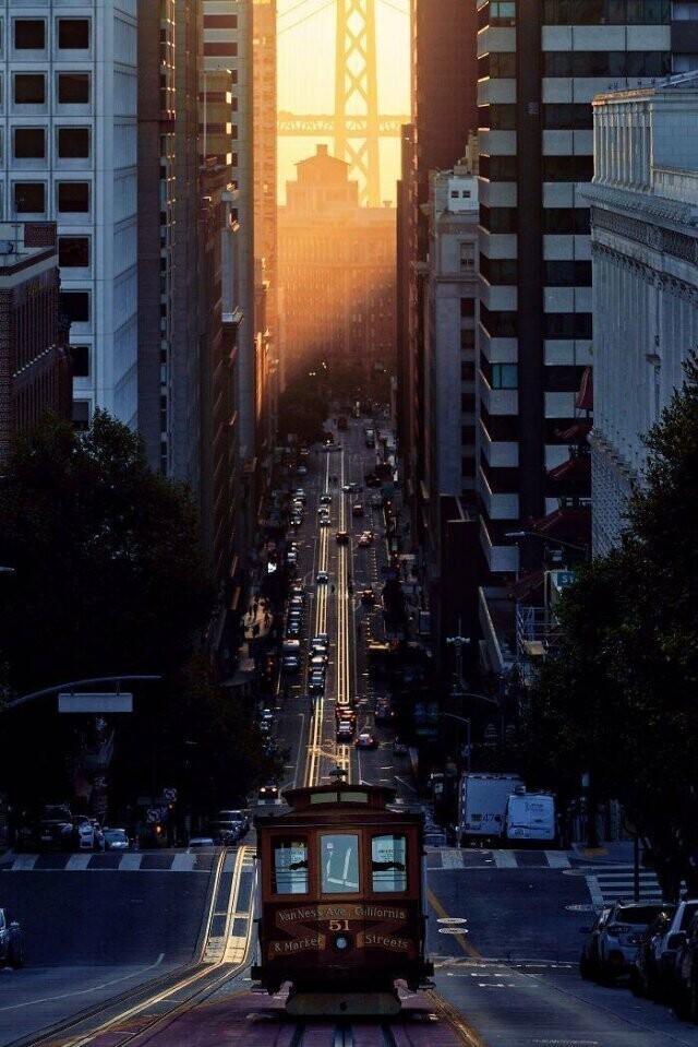 "Я мечтал сделать такое фото Сан-Франциско, но даже не надеялся,что солнце мне так здорово подыграет"