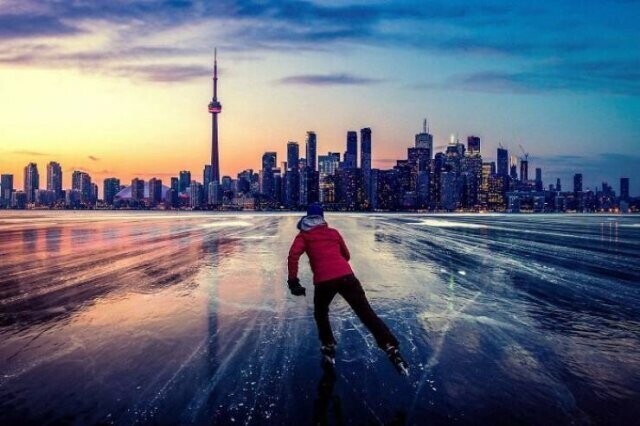 "На коньках в Торонто"