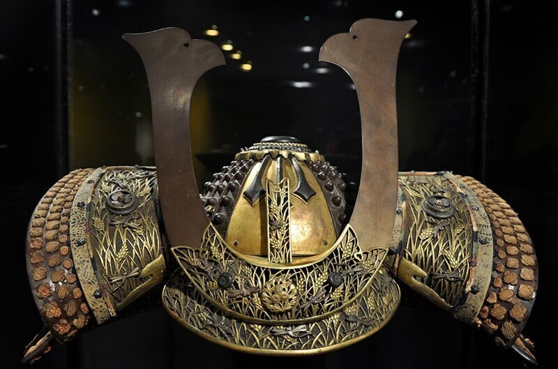 1. Самурайский шлем, принадлежащий клану Мицудаина, около 1730 г.