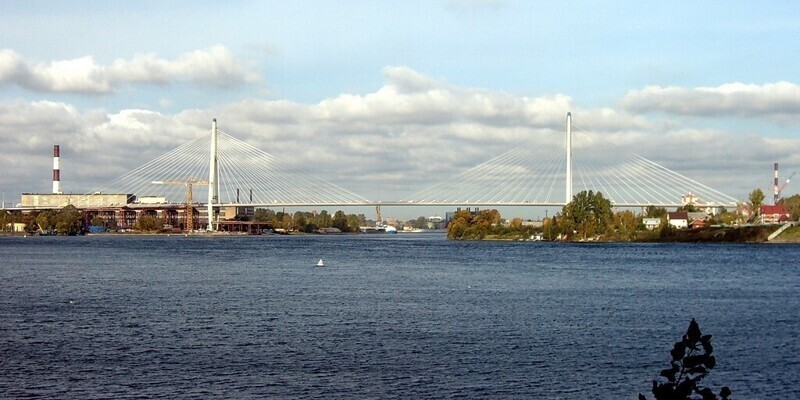 9-место — Большой Обуховский мост