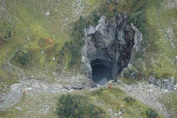 Учненые обнаружили самую большую пещеру на территории Канады