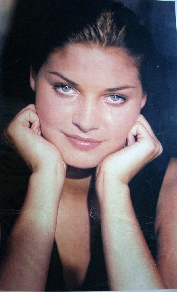 Александра Петрова, Мисс Россия-1996, убита на пороге своего дома