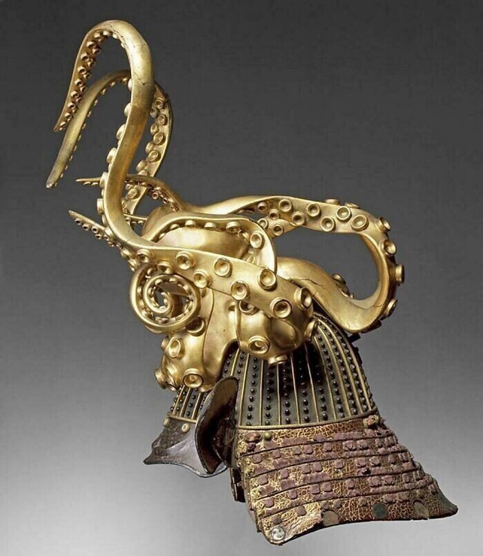 10. Самурайский шлем (кабуко) в форме осьминога. 1700-е годы, Япония