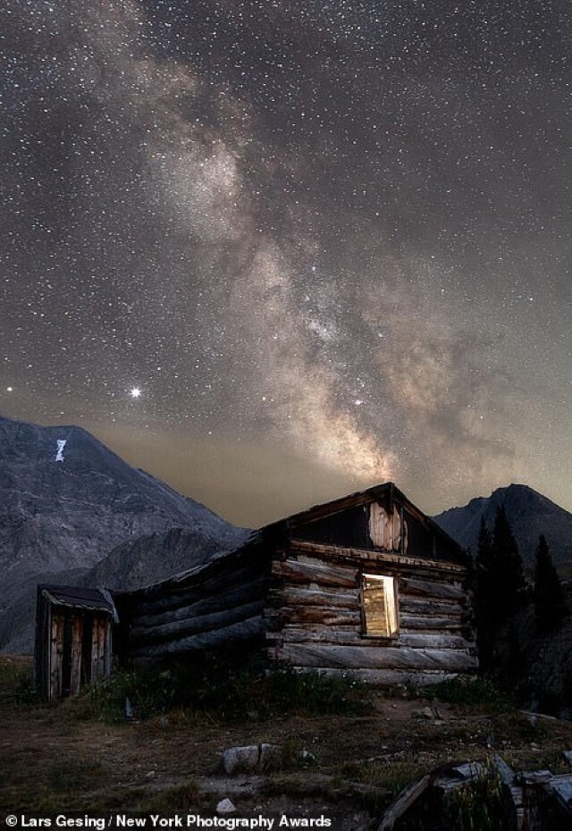 Млечный путь на западе США. Фотограф Lars Gesing