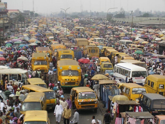Перенаселенный нигерийский Лагос