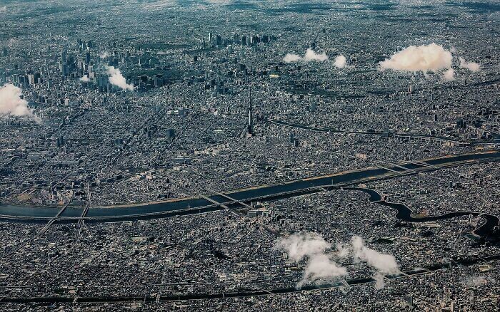 Есть мегаполисы, а есть Токио