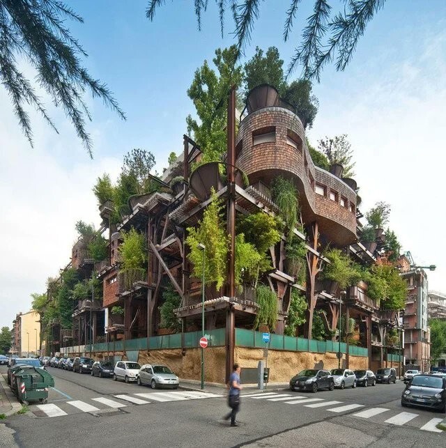 4. Многоквартирный дом в Турине со 150 деревьями