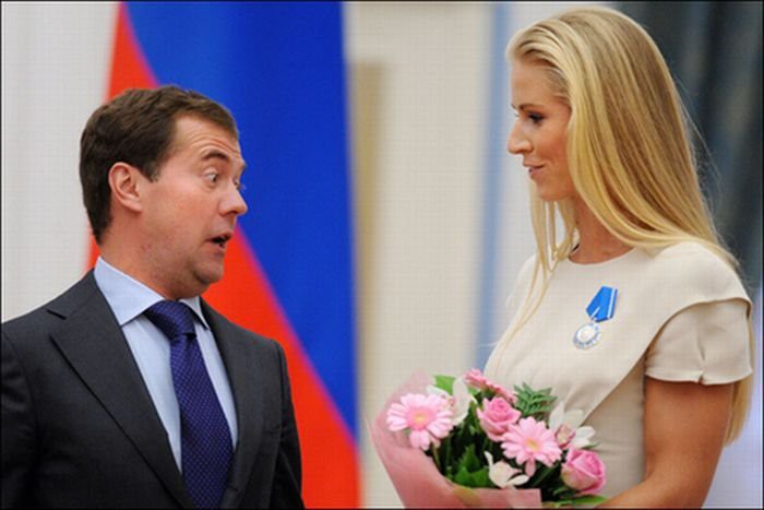 50 лет Дмитрию Медведеву. Как он веселил Рунет