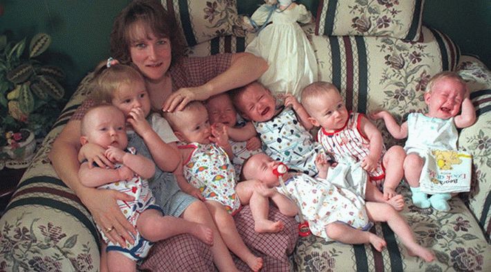 Медицинское чудо: первые в мире выжившие близнецы-семерняшки!