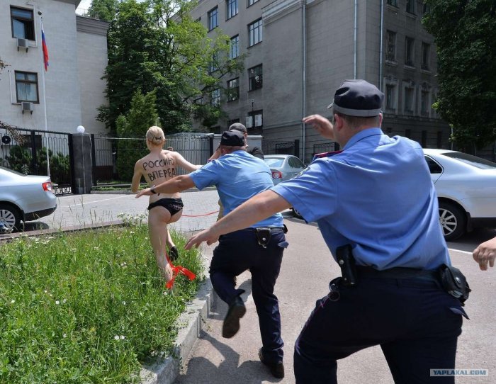 Российская полиция! Уважай...Бойся...Улыбайся...