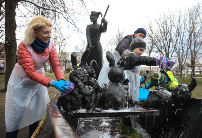 Всем срочно на субботник!