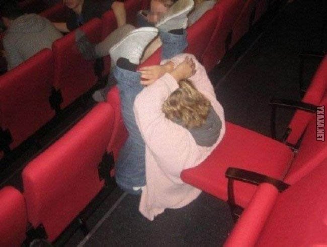 Некоторые люди ходят в кино не только, чтобы посмотреть фильм!