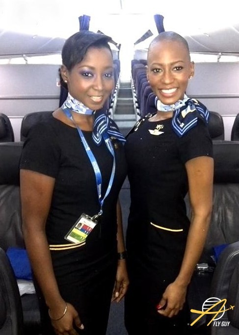 Прекрасные и очень красивые стюардессы, стюарды и пилоты