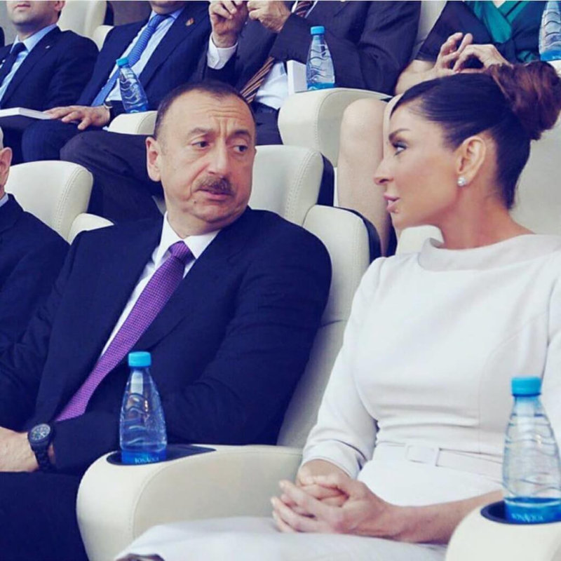 Тайны жизни первой леди Азербайджана... Хотела бы я так выглядеть в 51!
