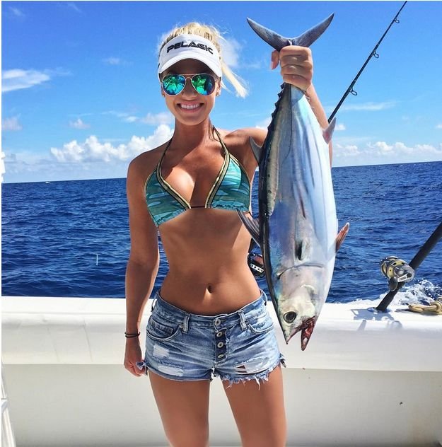 Мишель Клават, девушка обожающая рыбалку!