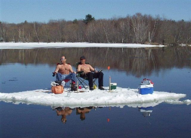 Смешные моменты с зимней рыбалки!