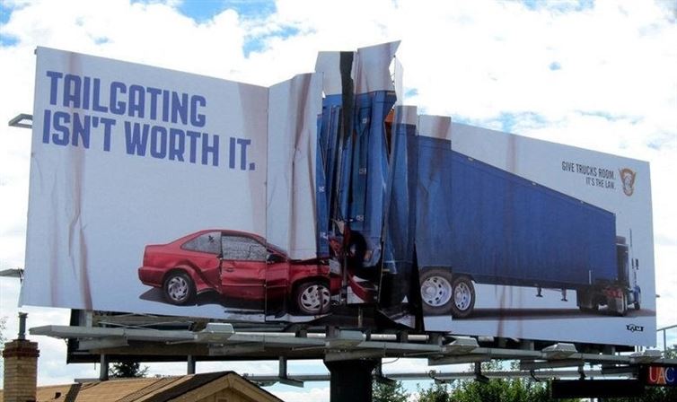Супер-эффективная уличная реклама, которая превосходно выполняет свою работу