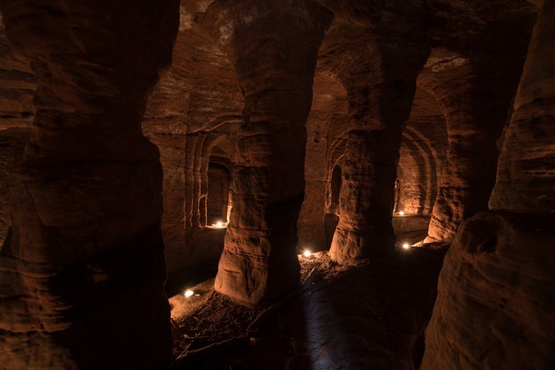 Эта кроличья нора ведёт в 700-летнюю тайную пещеру рыцарей-тамплиеров