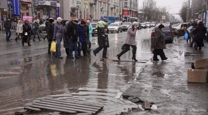 Весна в России - это повод достать резиновые сапоги на меху