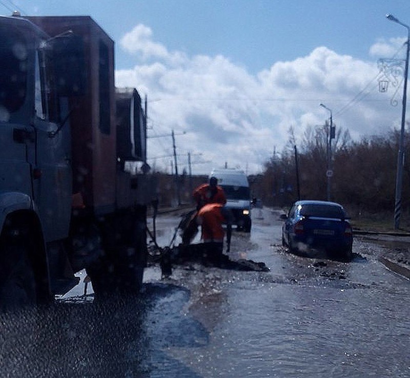 Весна в России - это повод достать резиновые сапоги на меху