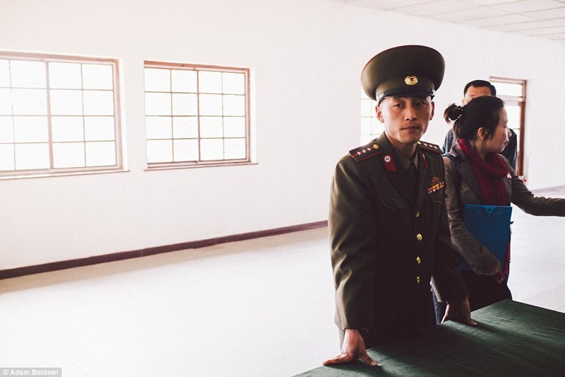 Журналист под прикрытием снимает жизнь Северной Кореи